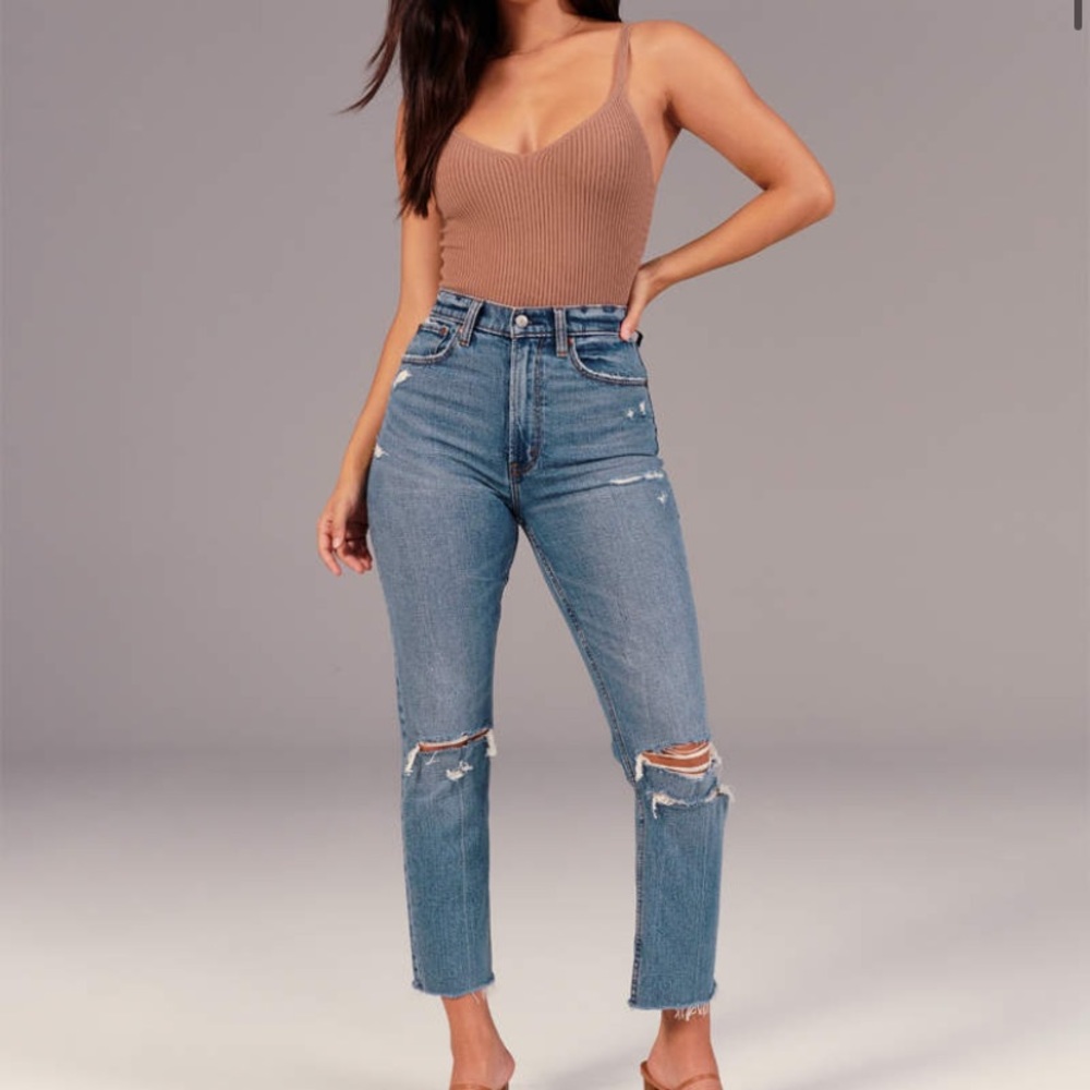 Curve Love Ultra High Rise Ankle Straight Jeans